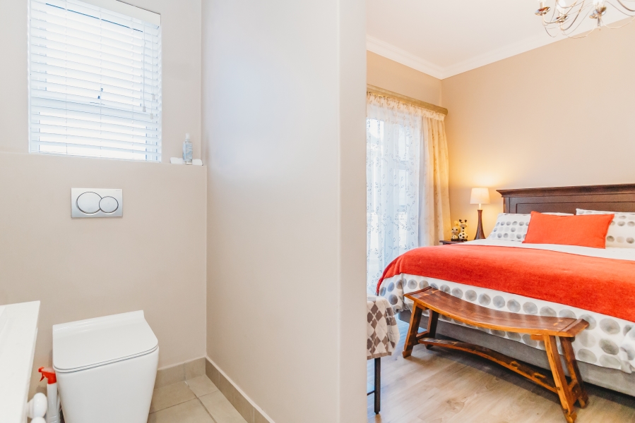 3 Bedroom Property for Sale in Heather Park Western Cape